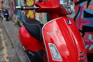 Vespa GTS 300