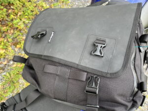 Kriega Urban Messenger