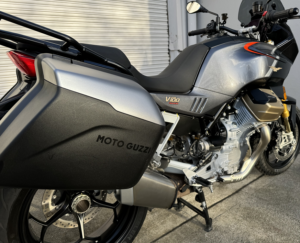 Moto Guzzi V100 Mandello